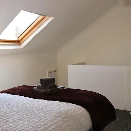 Budget Friendly 2 Bed Featured House With Parking
